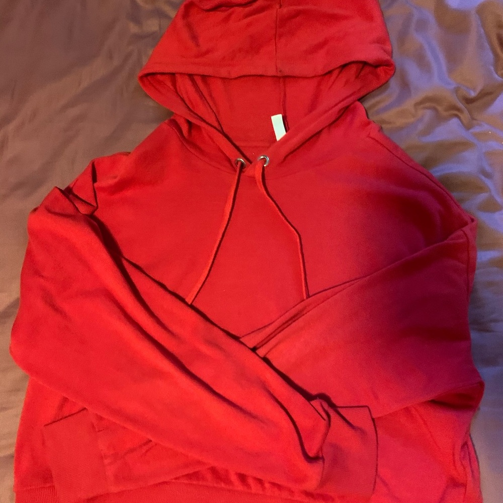 Hooded crop top